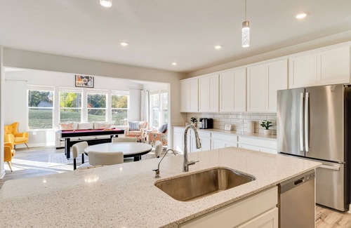 Danville House | 4 Mi to Dtwn: Danville Home w/Patio & Yard
