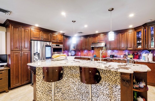 National Harbor House | 4 Mi to Nat'l Harbor: Spacious Gem in Maryland!
