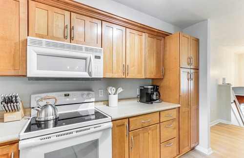 Park Forest Village House | 4 Mi to Penn State: Suburban Happy Valley Home