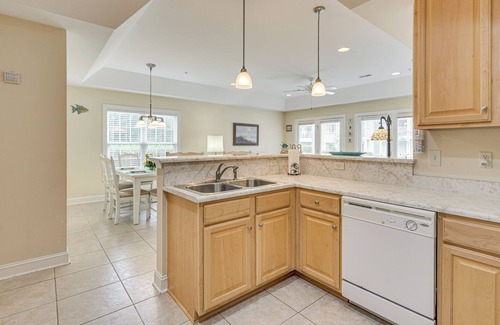 Sunset Beach Condo | 4 Mi to Sunset Beach: Resort-Style Family Condo