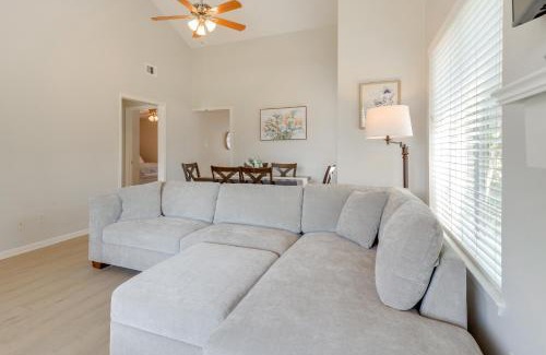 Bryan House | 4 Mi to TAMU Sleek Bryan Home Near Shops and Eats