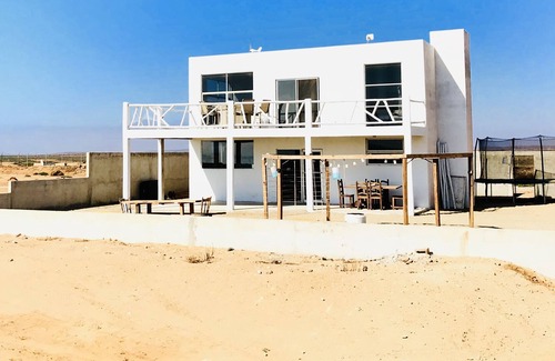 Colnett House | 4 Bdr on the Beach at Shipwreck surf break & on the Baja500 trek