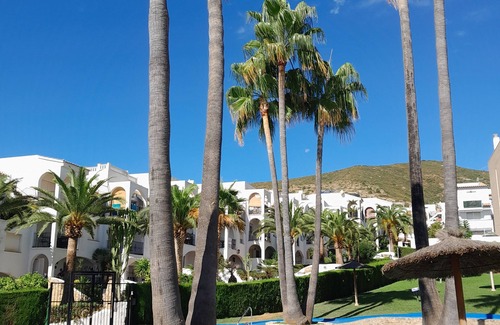 Peniscola Apartment | 4-person apartment, sea view, swimming pool, private parking, air conditioning, WiFi.
