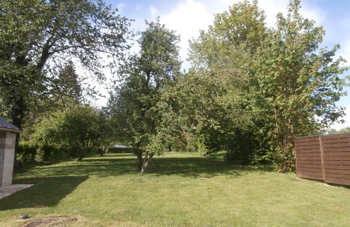 Iviers House | 4-person gite, moderate price, in 1 village near a forest