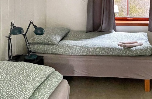 Leirvik Apartment | 4 person holiday home in Leirvik i Sogn