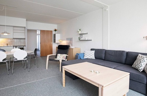 Blokhus Apartment | 4 person holiday home on a holiday park in Blokhus