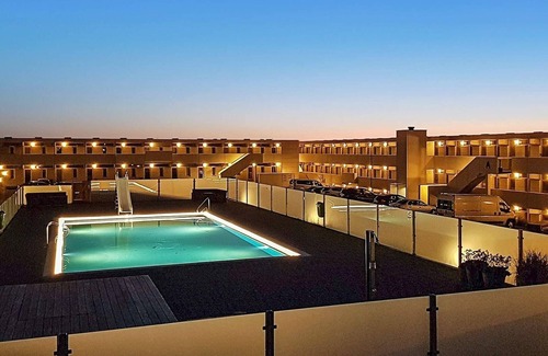 Blokhus Apartment | 4 person holiday home on a holiday park in Blokhus