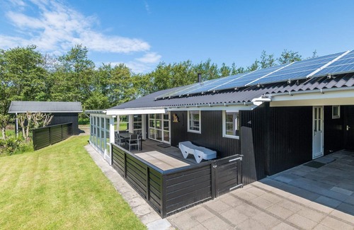 Rindby Strand House | 4 person holiday home in Fanø