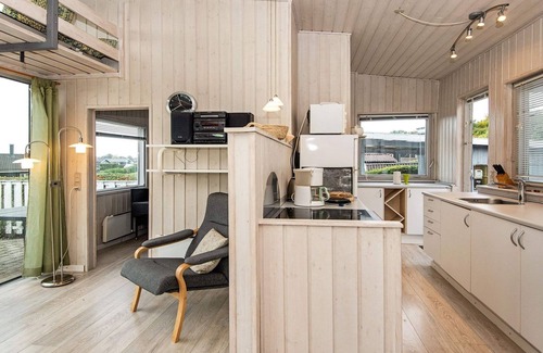 Ronde House | 4 person holiday home in Rønde-By Traum