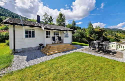 Stryn House | 4 person holiday home in Utvik-By Traum