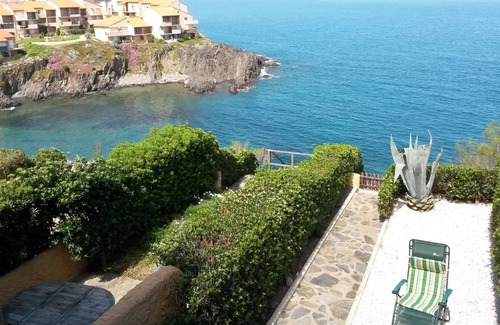 Port-Vendres Villa | 4-person villa with exceptional sea view and beach 100 m away, with garage