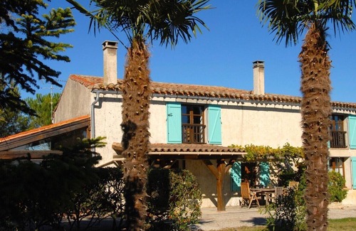 Villepinte House | 4* rated, nr Carcassonne, Stunning views, 14x7m pool, 4 Bed, Sleeps 8
