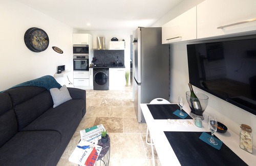 La Franqui Apartment | 4-star apartment with terrace 200m from the beach - La Franqui