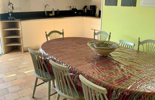 Sainte-Marie-de-Re Villa | 4-Star Beachfront Villa Les Ensemberts (with heated swimming pool)