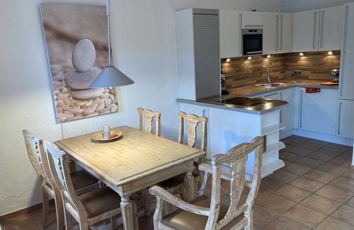 Borkum Apartment | 4-star ground floor apartment, quiet with sun terrace, close to the beach and central