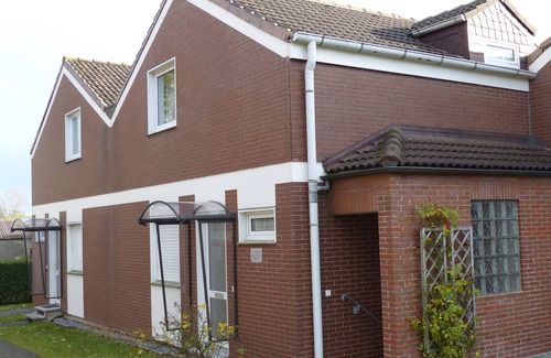 Borkum Apartment | 4-star ground floor apartment, quiet with sun terrace, close to the beach and central
