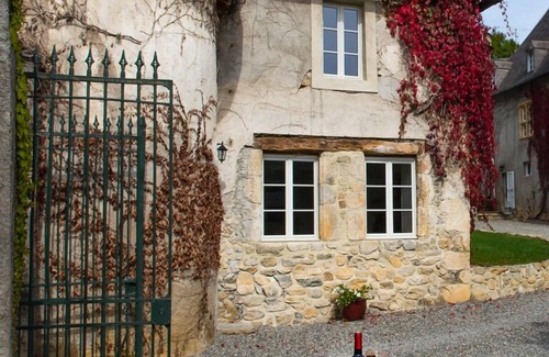 Moulis House | 4 star holiday accommodation in the Pyrenees, in the grounds of a Château