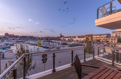 Muritz Apartment | 4-star vacation apartment Hafenblick with a view of the Müritz