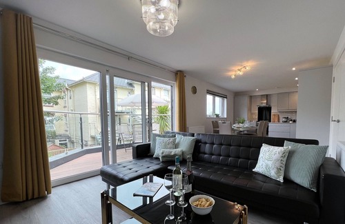 Shanklin Apartment | 4 The Bayhouse