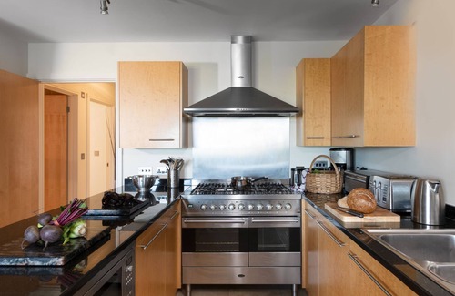 Newquay Apartment | 4 The Vista - an apartment that sleeps 4 guests in 2 bedrooms