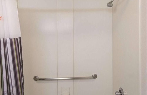 Guasti House | 4 x 2 Double Beds Deluxe Rm at La Quinta Inn & Suites by Wyndham Ontario Airport
