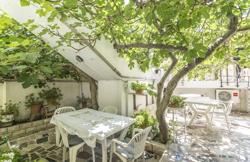 Pag Apartment | 40 m² Apartment ∙ 2 bedrooms ∙ 4 guests
