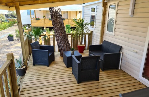 Puget-sur-Argens RV Rental | 40 m² Mobile home ∙ 3 bedrooms ∙ 6 guests