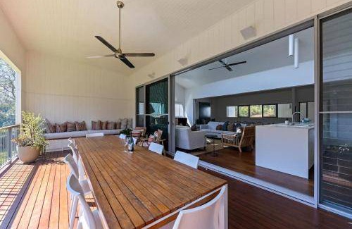Pearl Beach House | 400 m² House ∙ 5 bedrooms ∙ 8 guests
