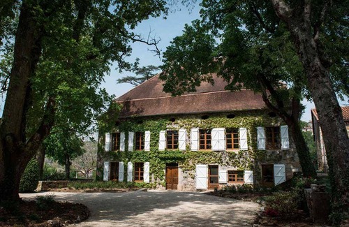 Calvignac House | 400 m² House ∙ 6 bedrooms ∙ 12 guests