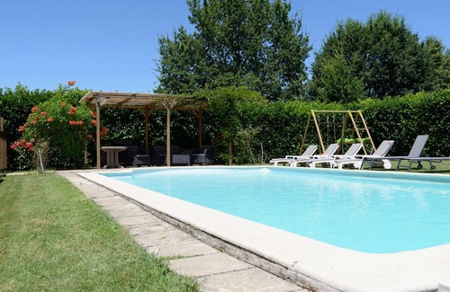 Tremolat House | 400 m² House ∙ 7 bedrooms ∙ 16 guests