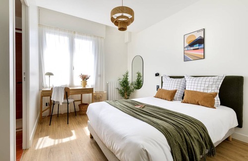 Bagneux Resort | 400 m² Private room ∙ 1 bedroom ∙ 16 guests