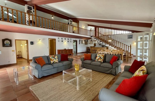 Loule Villa | 400 m² Villa ∙ 7 bedrooms ∙ 18 guests