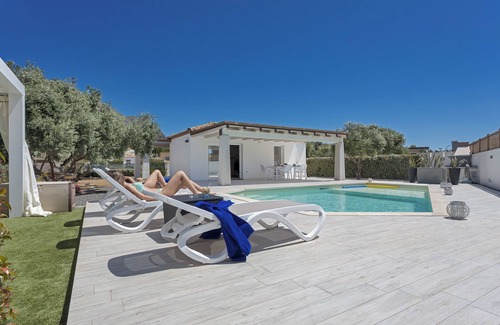 Tertenia Villa | 400 MT BEACH VILLA "CLAUDIA" with PRIVATE POOL