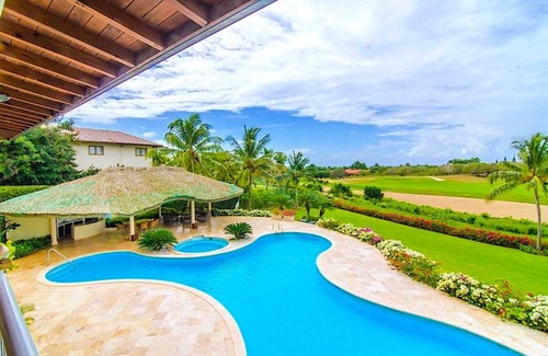 Las Lomas Villa | 4000 m² Villa ∙ 7 bedrooms ∙ 32 guests