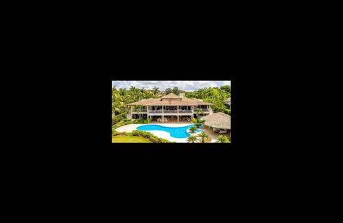 Las Lomas Villa | 4000 m² Villa ∙ 7 bedrooms ∙ 32 guests