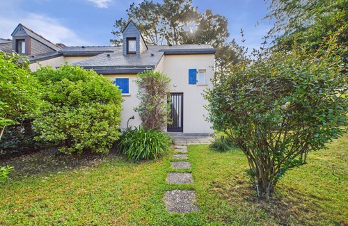 Le Pouliguen Ski Chalet | 400m from the beach, garden, house for 5