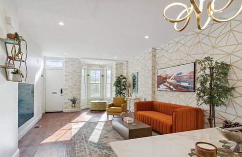 University City Villa | 4043 Ludlow St. in Philadelphia