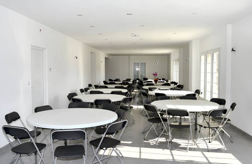 Saint-Epain House | 408 m² House ∙ 11 bedrooms ∙ 27 guests