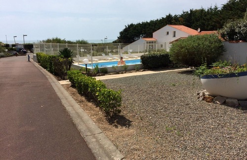 Bourgenay House | 40m2 and swimming pool 100m from the sea. South sands of olonnes