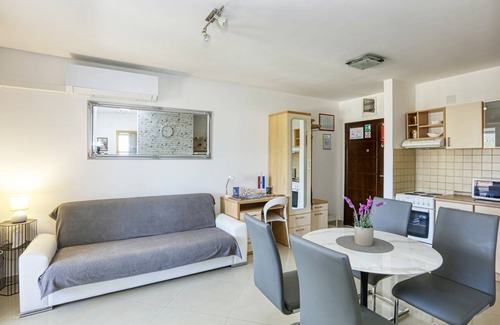Pirovac Apartment | 41 m² Apartment ∙ 2 bedrooms ∙ 4 guests