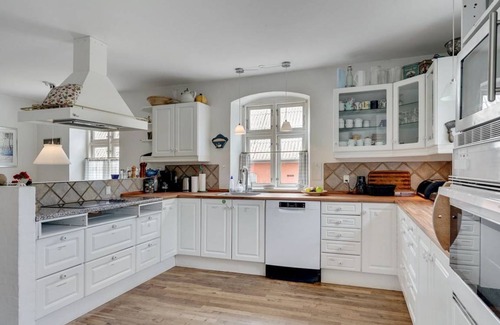 Randbol House | 410 m² House ∙ 1 bedroom ∙ 36 guests