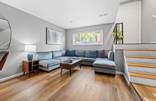 St. Charles Apartment | 411 San Juan Recently Renovated 2 Bedroom TownHome