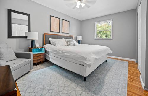 St. Charles Apartment | 411 San Juan Recently Renovated 2 Bedroom TownHome