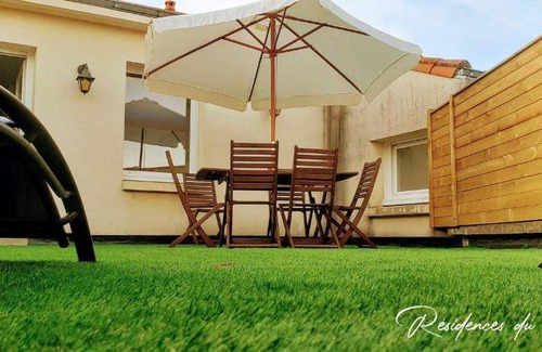 Saint-Laurent-sur-Sevre Apartment | 42 m² Apartment ∙ 8 guests