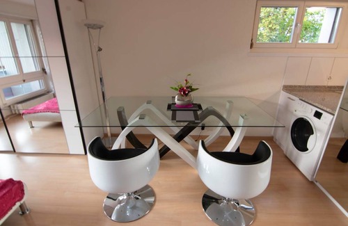 Daellikon Apartment | 42 m² Apartment ∙ 1 bedroom ∙ 2 guests