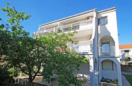 Rab Apartment | 42 m² Apartment ∙ 2 bedrooms ∙ 4 guests