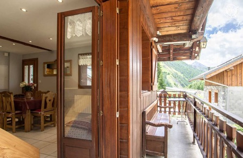 Saint-Sorlin-d'Arves House | 42 m² Gîte ∙ 2 bedrooms ∙ 6 guests