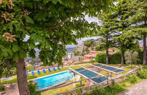 Rocca di Papa House | 420 m² House ∙ 4 bedrooms ∙ 9 guests