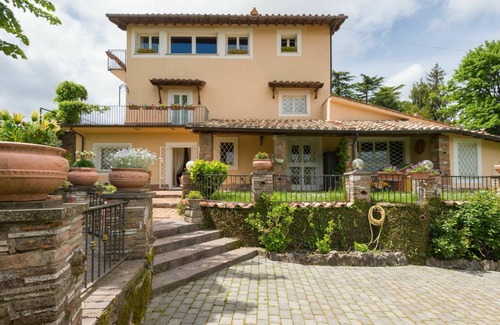 Rocca di Papa Villa | 420 m² Villa ∙ 4 bedrooms ∙ 9 guests