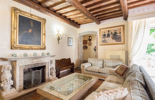 Rocca di Papa Villa | 420 m² Villa ∙ 5 bedrooms ∙ 13 guests